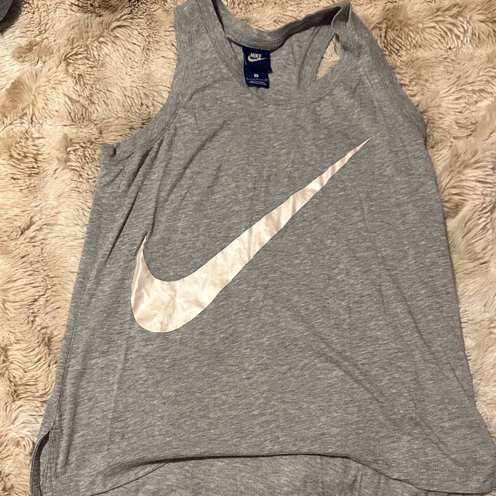 Nike Women's Heather Gray Tank Top